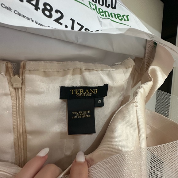 Terani Couture - 2011M2159 Off-Shoulder Mermaid Mother of the Bride Dress - Picture 8 of 12